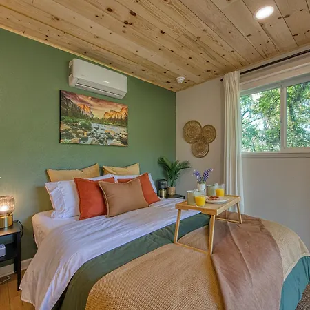 The Mountains Are Calling - Private, Guesthouse Retreat Near Yosemite